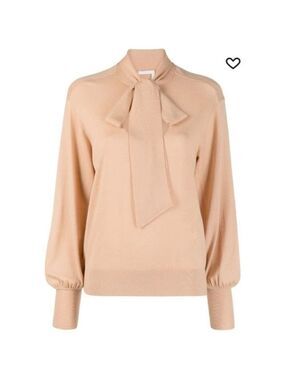 Chloé Bow-Tie Wool Knit Sweater worn by Kate Beckinsale